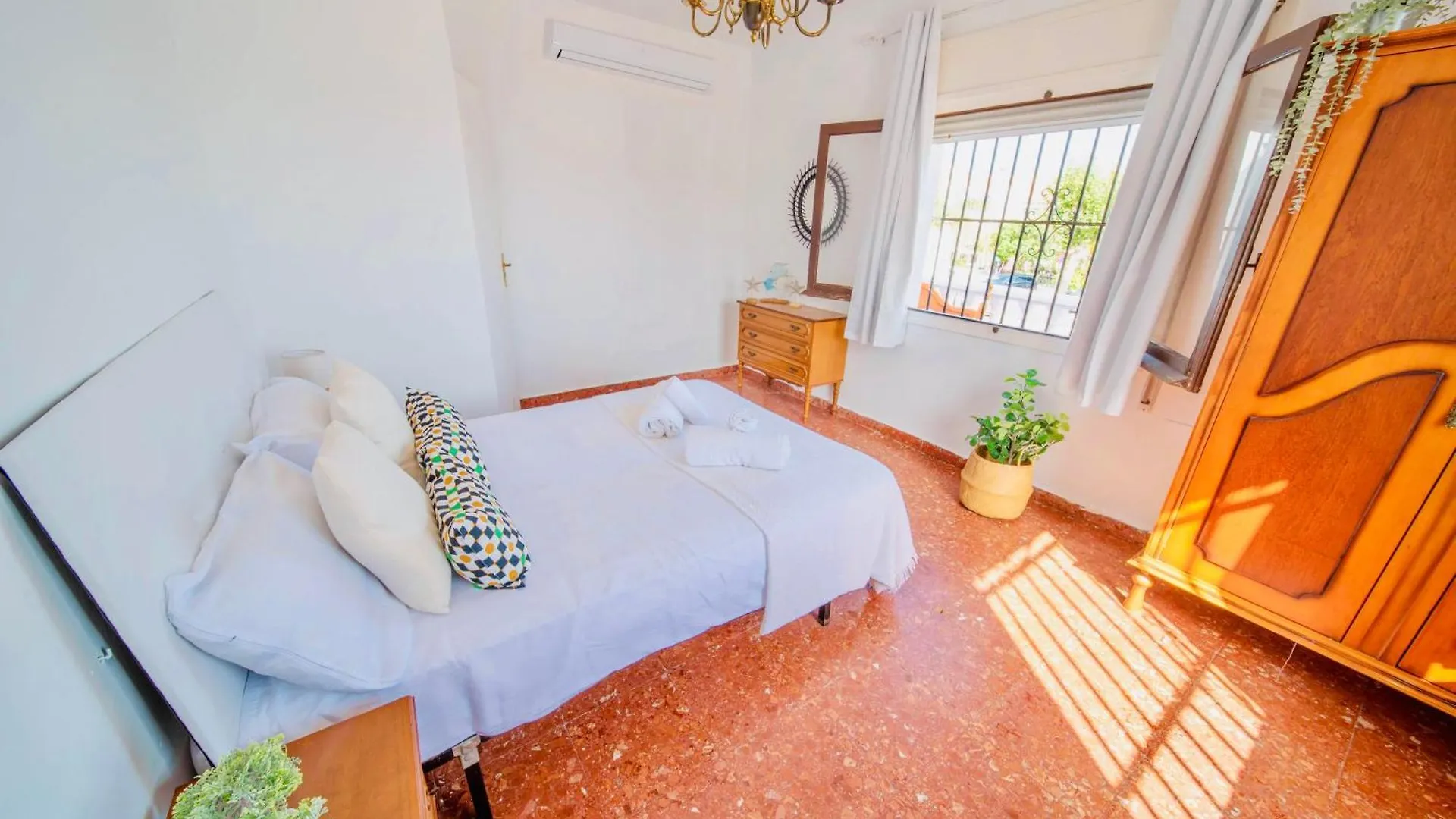 Villa Torrecilla En El Centro De Nerja - South Costa 0*,  Španělsko